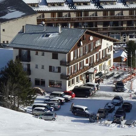 Hotel Les Gentianes La Morte Екстериор снимка