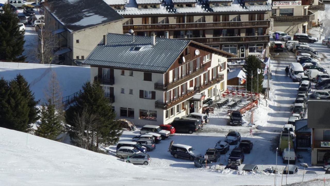 Hotel Les Gentianes La Morte Екстериор снимка